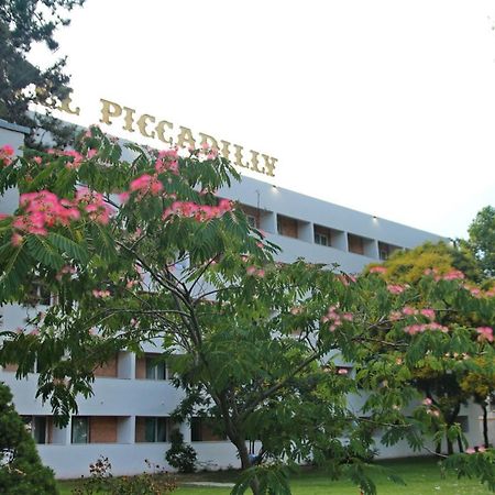 Hotel Piccadilly Mamaia Εξωτερικό φωτογραφία