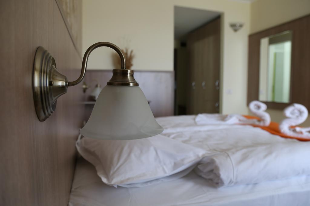 Hotel Piccadilly Mamaia Εξωτερικό φωτογραφία