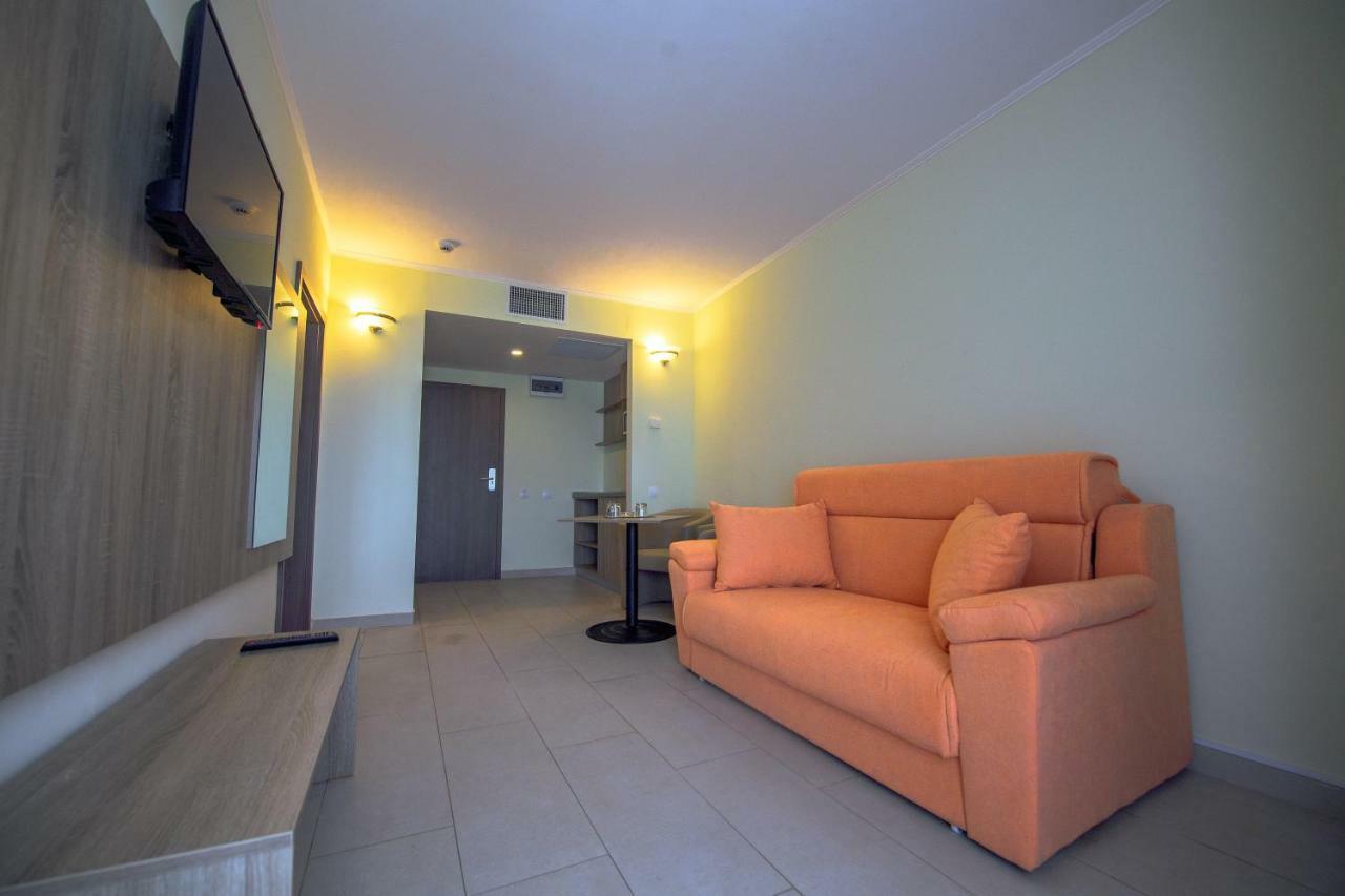 Hotel Piccadilly Mamaia Εξωτερικό φωτογραφία