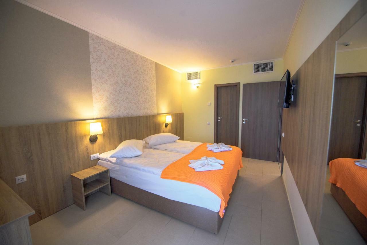 Hotel Piccadilly Mamaia Εξωτερικό φωτογραφία