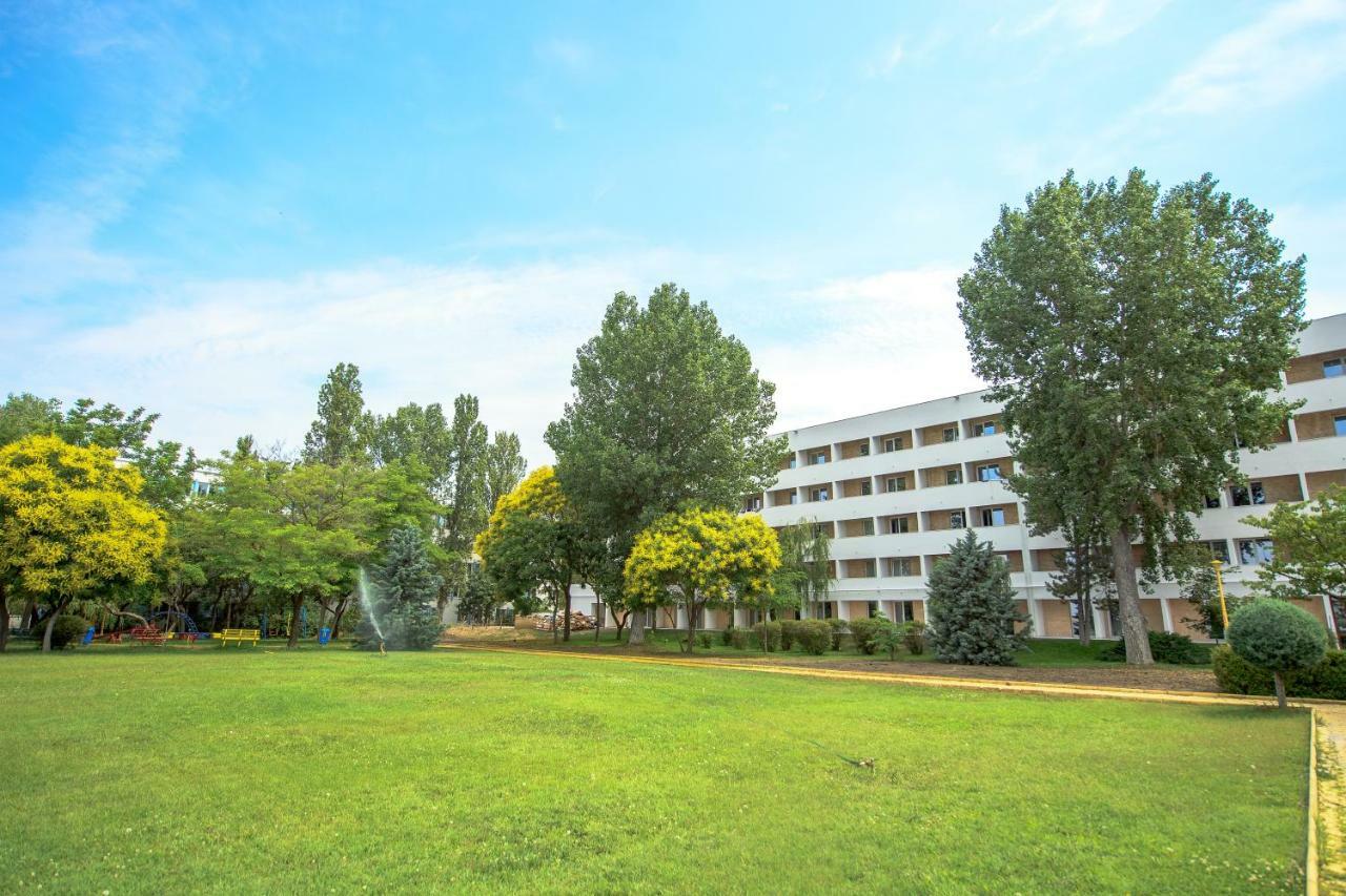 Hotel Piccadilly Mamaia Εξωτερικό φωτογραφία