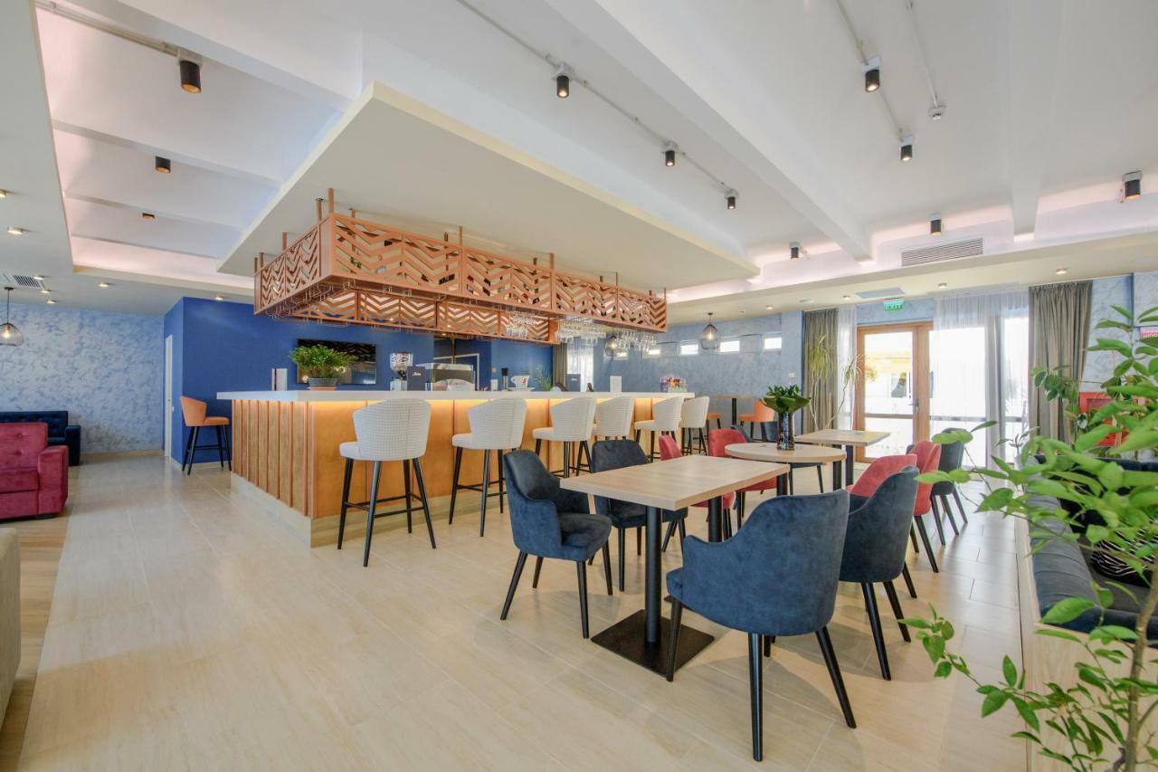 Hotel Piccadilly Mamaia Εξωτερικό φωτογραφία